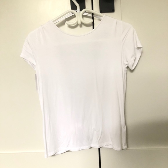 Babaton open back double layered T-shirt